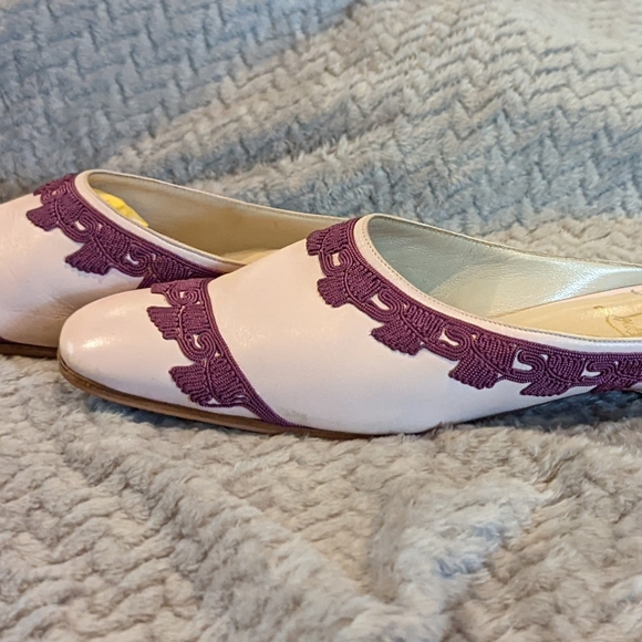 ⚜️ Christian Louboutin Vintage Pink Flats  Size 38 1/2 accepting offers - Picture 14 of 16